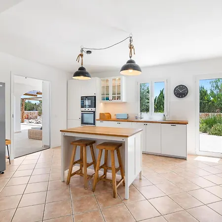 Villa Jessella Punta Prima (Menorca)