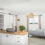 Jessella Villa
